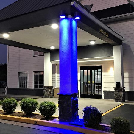 เบย์มอนต์ บาย วินด์แฮม อาแดร์สวิลล์ Hotel Adairsville ภายนอก รูปภาพ