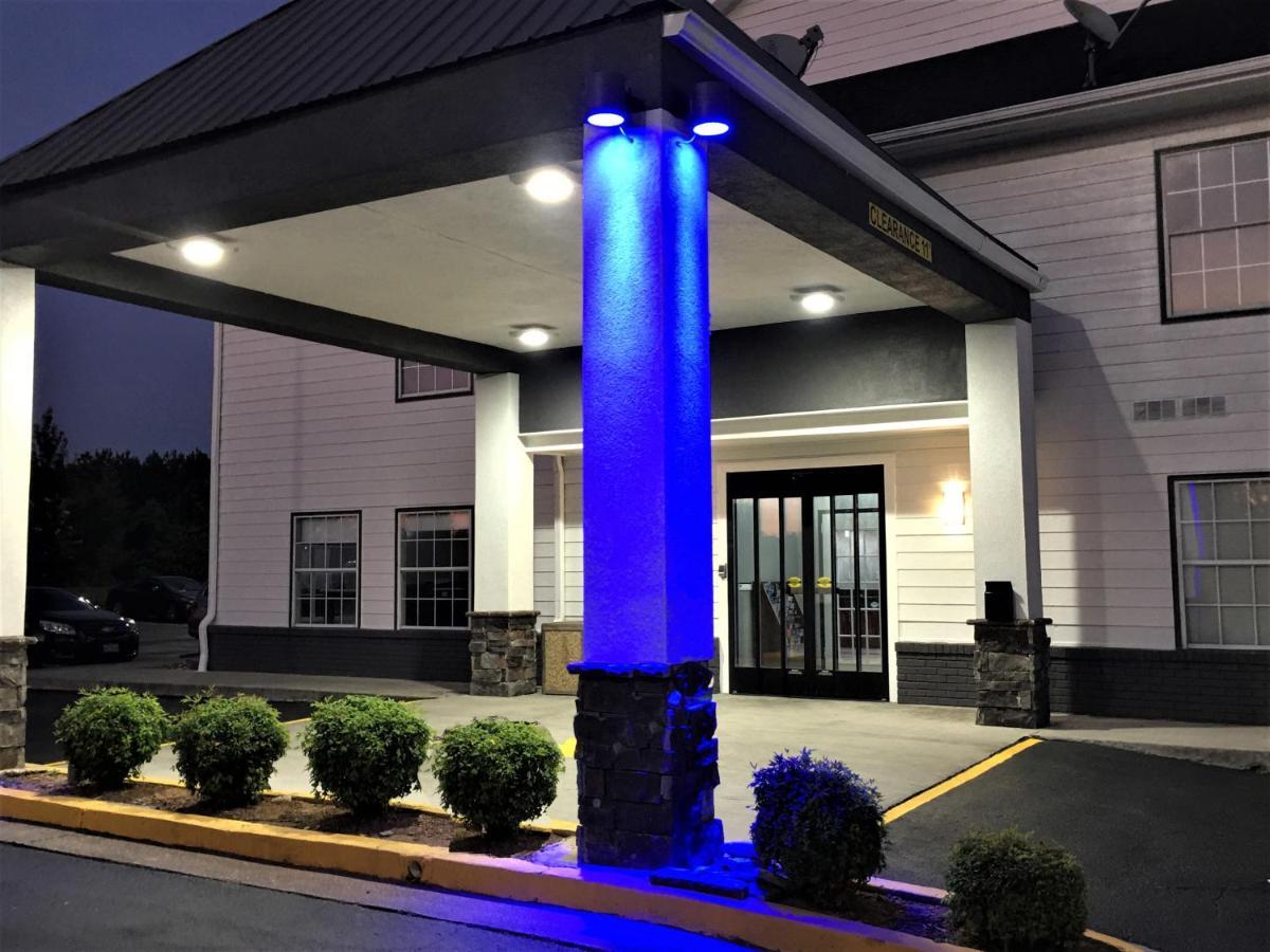 เบย์มอนต์ บาย วินด์แฮม อาแดร์สวิลล์ Hotel Adairsville ภายนอก รูปภาพ