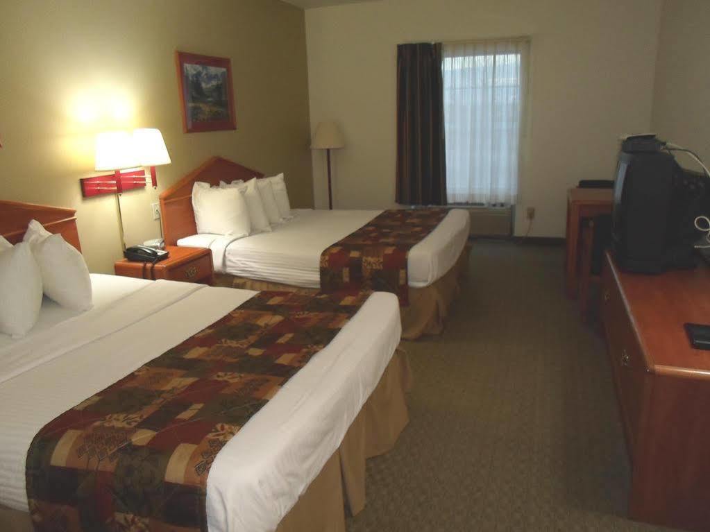 เบย์มอนต์ บาย วินด์แฮม อาแดร์สวิลล์ Hotel Adairsville ภายนอก รูปภาพ